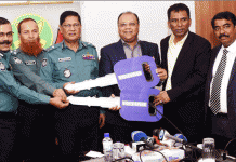 ঢাকা মেট্রো পলিটন পুলিশ (ডিএমপি) কে গাড়ি প্রদান করল রিয়েল এস্টেট এ্যান্ড হাউজিং এসোসিয়েশন অব বাংলাদেশ (রিহ্যাব)