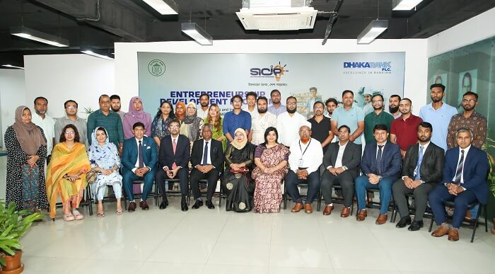 ঢাকা ব্যাংক পিএলসি ও বাংলাদেশ ব্যাংকের যৌথ উদ্যোগে এডিবি-অর্থায়নে মাসব্যাপী উদ্যোক্তা উন্নয়ন প্রশিক্ষণ কর্মসূচির উদ্বোধন
