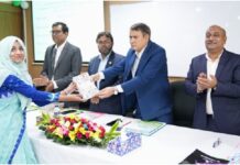 অগ্রণী ব্যাংকে ফাউন্ডেশন কোর্সের প্রশিক্ষণার্থীদের সনদপত্র বিতরণ
