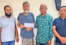 নড়াইল জেলার আফরা গ্রামের বাসিন্দাকে ক্যান্সার রোগের চিকিৎসার জন্য আর্থিক সহায়তা প্রদান করল শাহ্জালাল ইসলামী ব্যাংক পিএলসি