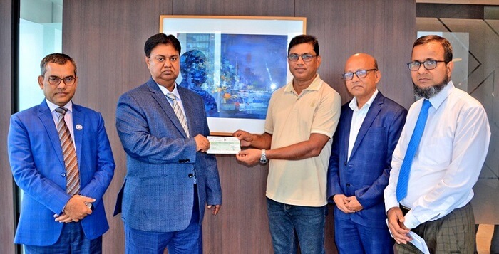 নাটোরের গ্রিন ভ্যালী ওল্ড এজ হোম এন্ড অরফানেজ-কে শাহ্জালাল ইসলামী ব্যাংকের সিএসআর তহবিল থেকে ৫.০০ (পাঁচ) লক্ষ টাকার আর্থিক অনুদান প্রদান