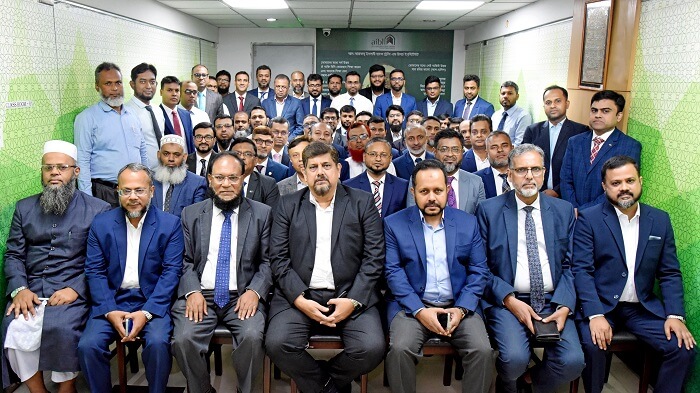 আল-আরাফাহ্ ইসলামী ব্যাংকে রেডিমেড গার্মেন্টস ফাইন্যান্সিং প্রশিক্ষণ কর্মশালা অনুষ্ঠিত