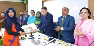 অগ্রণী ব্যাংকে ফাউন্ডেশন কোর্সের প্রশিক্ষণার্থীদের সনদপত্র বিতরণ