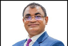 স্ট্যান্ডার্ড ব্যাংক-এর মানবসম্পদ বিভাগের প্রধান জনাব মোহাম্মদ কায়সার আলম মজুমদার