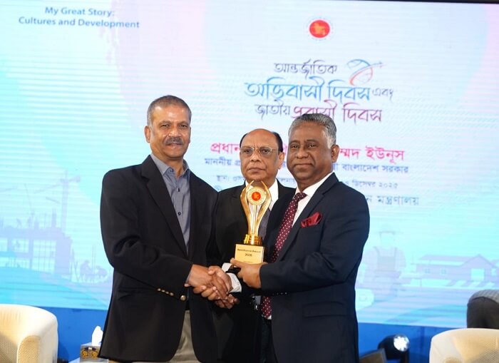 ঢাকা ব্যাংক পিএলসি. ‘রেমিট্যান্স অ্যাওয়ার্ড ২০২৬’-এ ভূষিত এবং শীর্ষ দশ রেমিট্যান্স বিতরণকারী ব্যাংকের তালিকায় স্থান লাভ