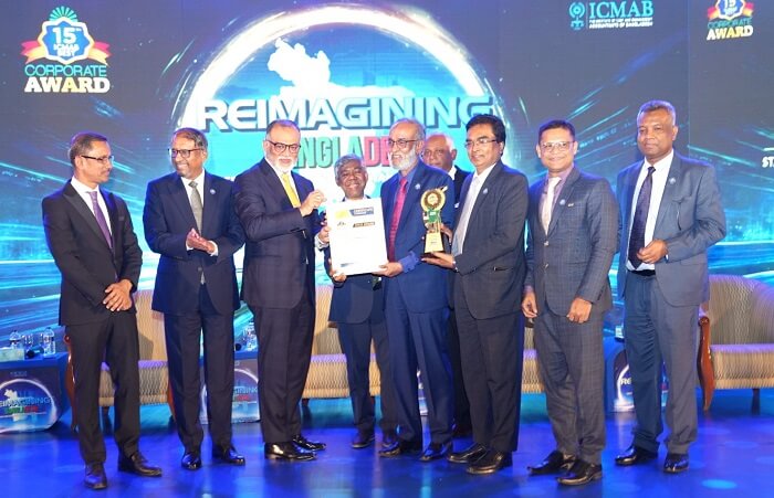 সোনালী ব্যাংক ১৫তম আইসিএমএবি বেস্ট করপোরেট গোল্ড অ্যাওয়ার্ড পেল
