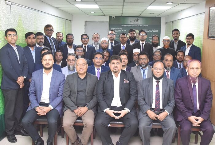 আল-আরাফাহ্ ইসলামী ব্যাংকে নেতৃত্ব ও যোগাযোগ দক্ষতা শীর্ষক প্রশিক্ষণ কর্মসূচির উদ্বোধন
