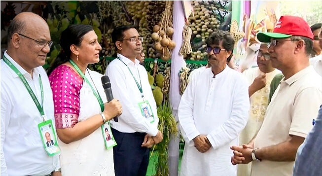 বাংলাদেশ কৃষি ব্যাংক এর স্টল পরিদর্শন করলেন মাননীয় প্রধানমন্ত্রী তারেক রহমান