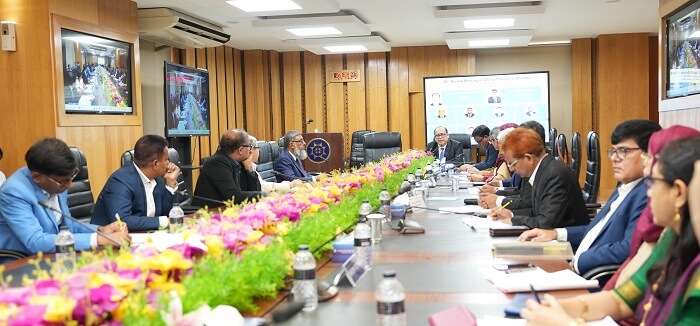 সোনালী ব্যাংক এর সিনিয়র ম্যানেজমেন্ট টিমের সাথে পরিচালনা পর্ষদের সভা অনুষ্ঠিত