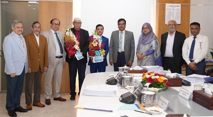 সোনালী ব্যাংক এর নতুন দুই ডিএমডিকে পরিচালনা পর্ষদের শুভেচ্ছা